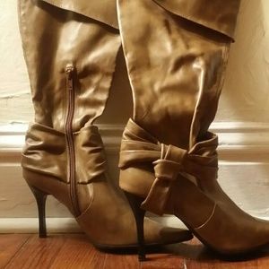 Women's boots